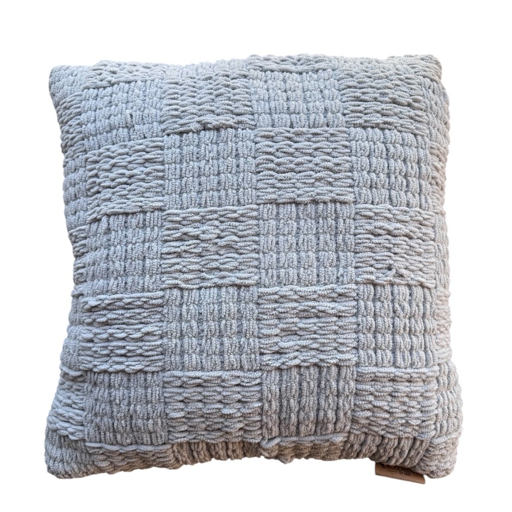 Koolaburra by UGG Grey Margo Knit Throw Pillow 20x20